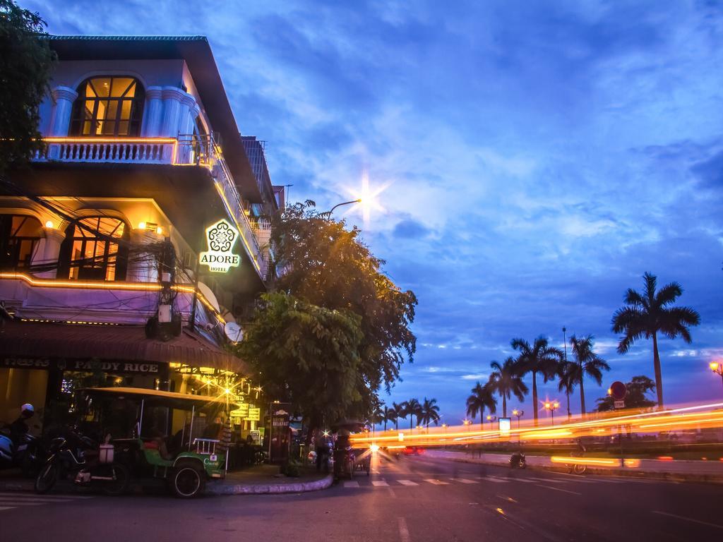 Adore Riverside Hotel Phnom Penh Ngoại thất bức ảnh