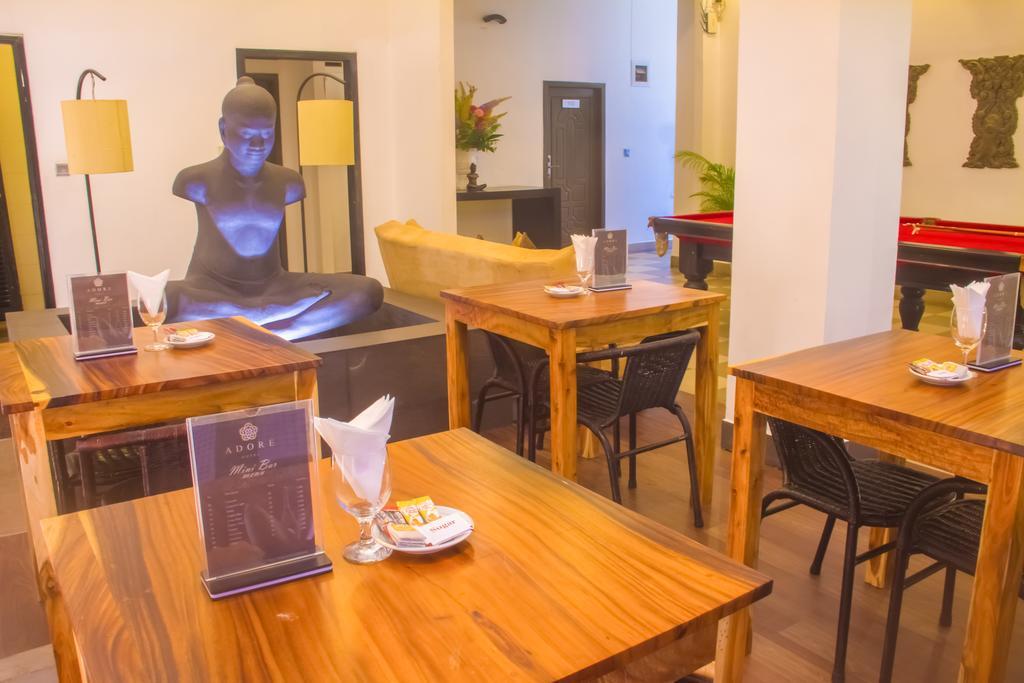 Adore Riverside Hotel Phnom Penh Ngoại thất bức ảnh